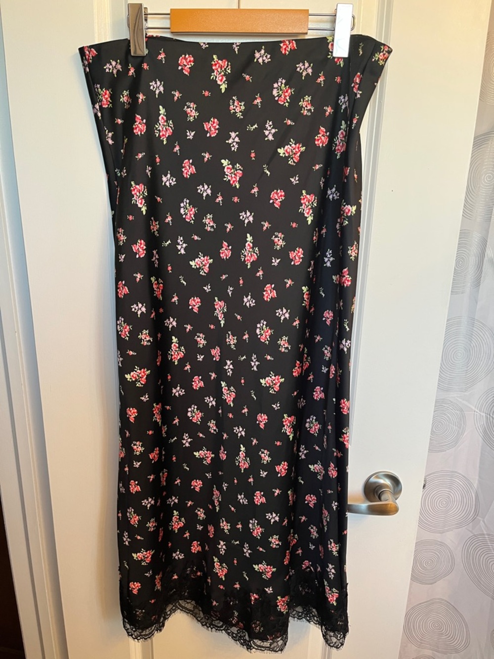 Old Navy x Anna Sui Black Floral Satin Slip Skirt with Lace Hem